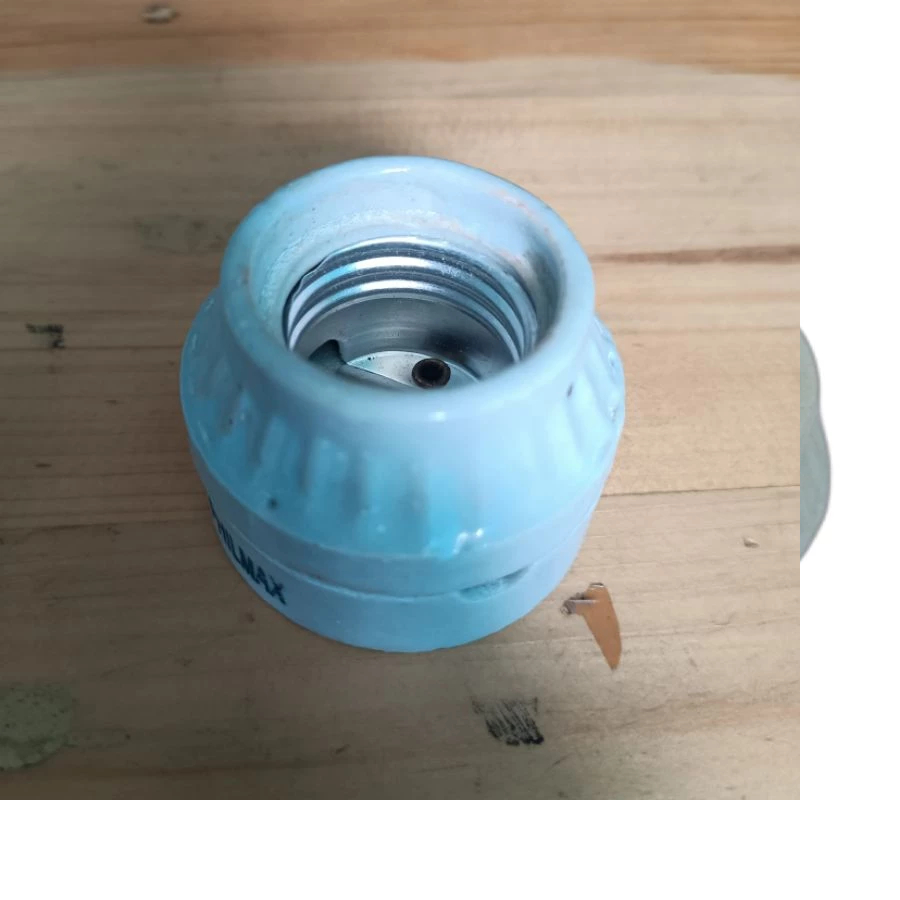Fitting Keramik E27 untuk Lampu Taman Tahan Panas Plafon Pendek