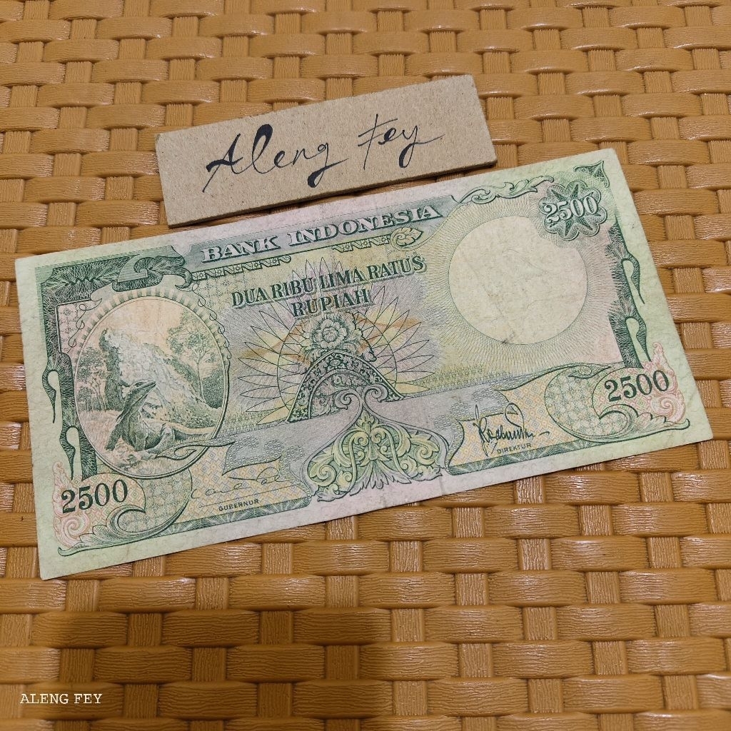 uang kuno 2500 Rupiah Komodo 1957