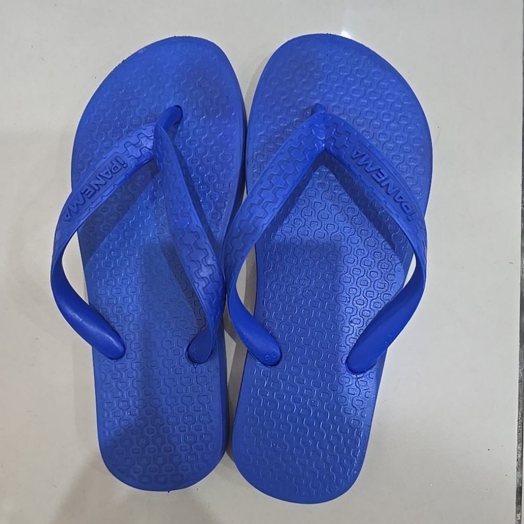 sandal jepit ipanema size29 (preloved)