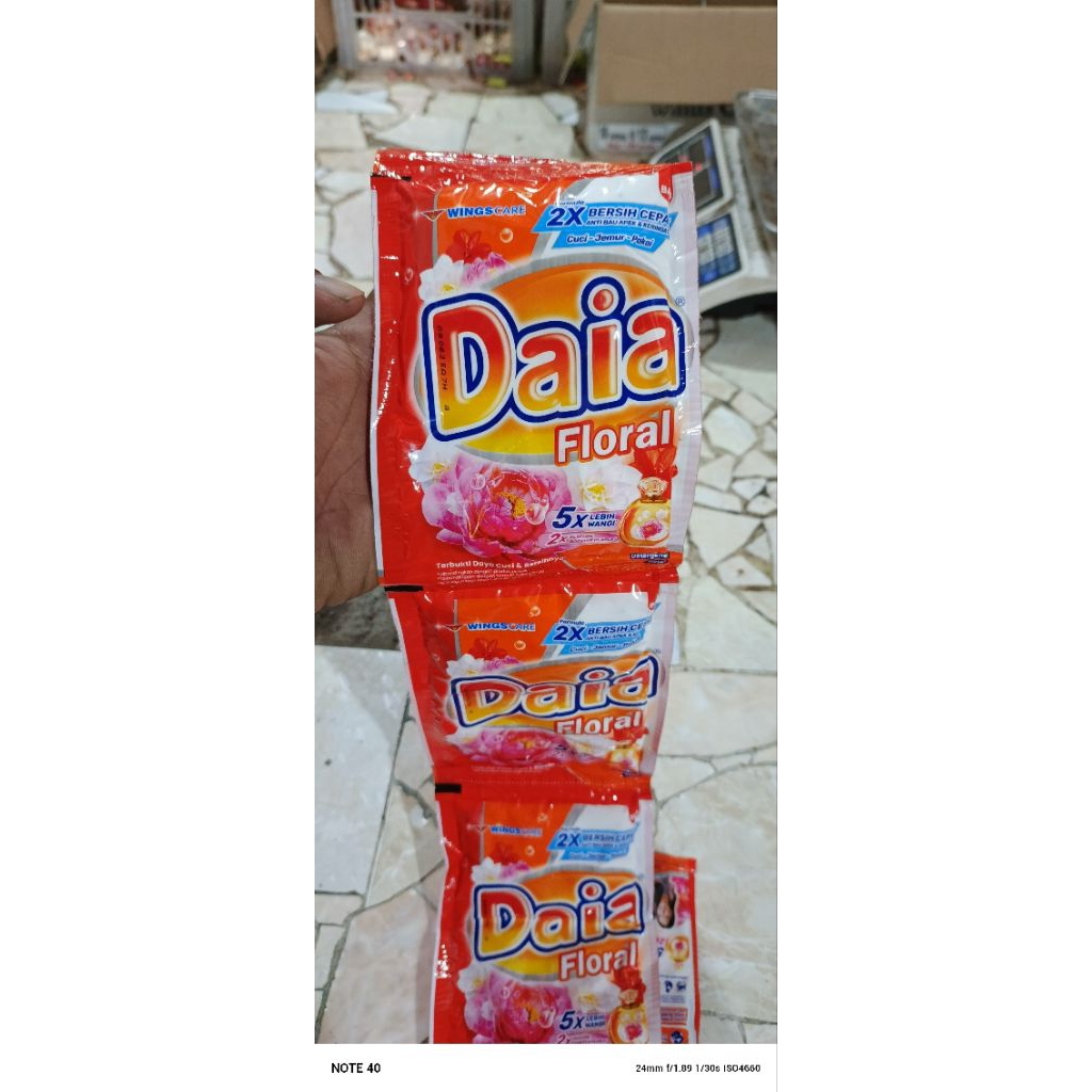 Detergent daia renceng isi 6 sachet