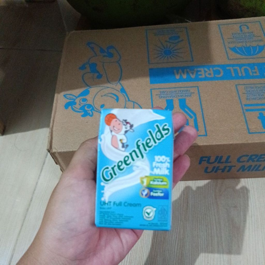 

susu Greenfield full cream