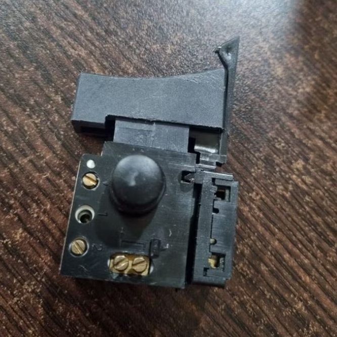 SWITCH MAKITA HP 1500 SAKLAR MESIN BOR MAKITA HP1500 biasa