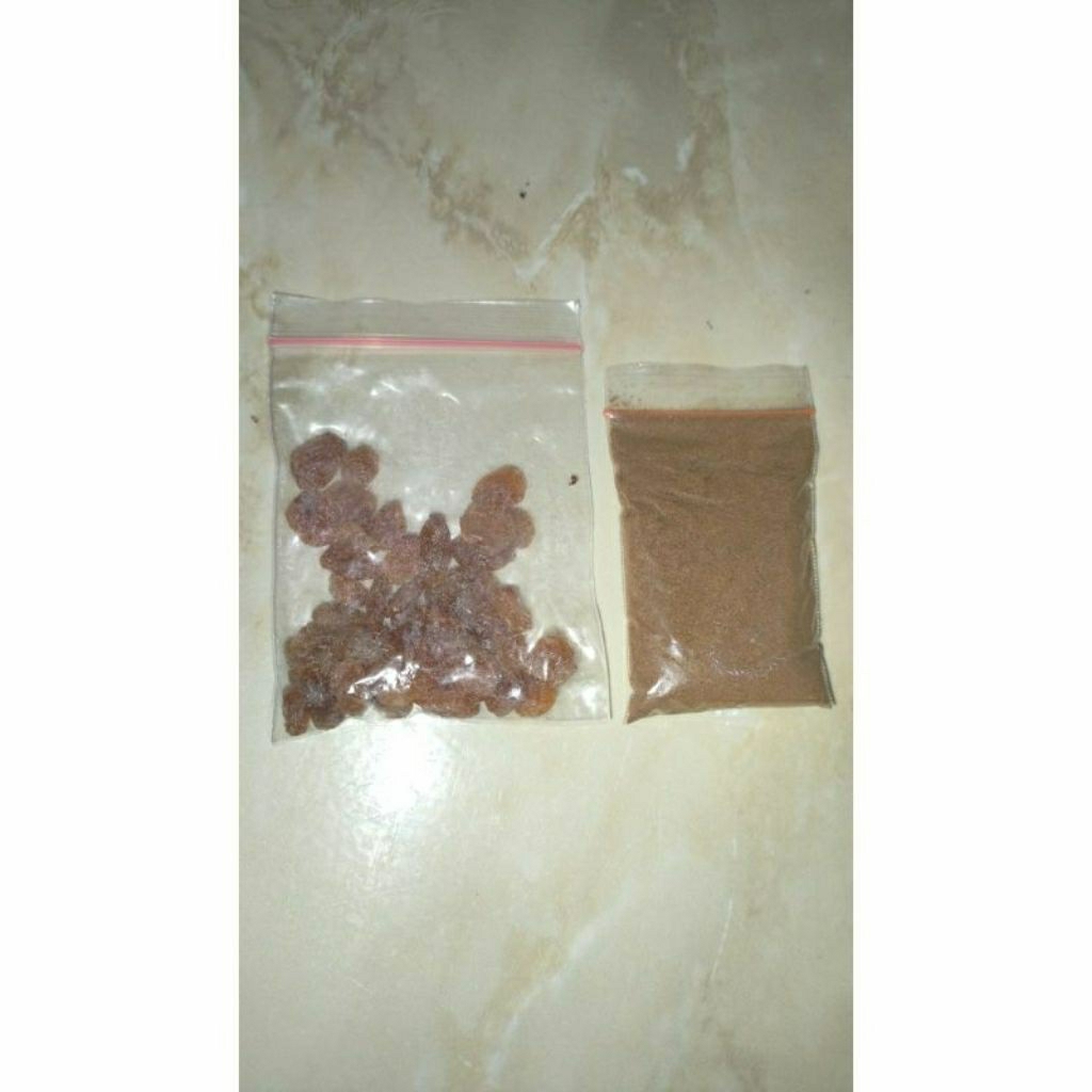 

Bumbu kebuli 10gr dan kismis 10gr