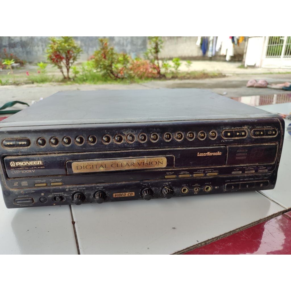 PRELOVED SECOND PIONEER CLD-100KV - CD/VCD/LD Player + Karaoke