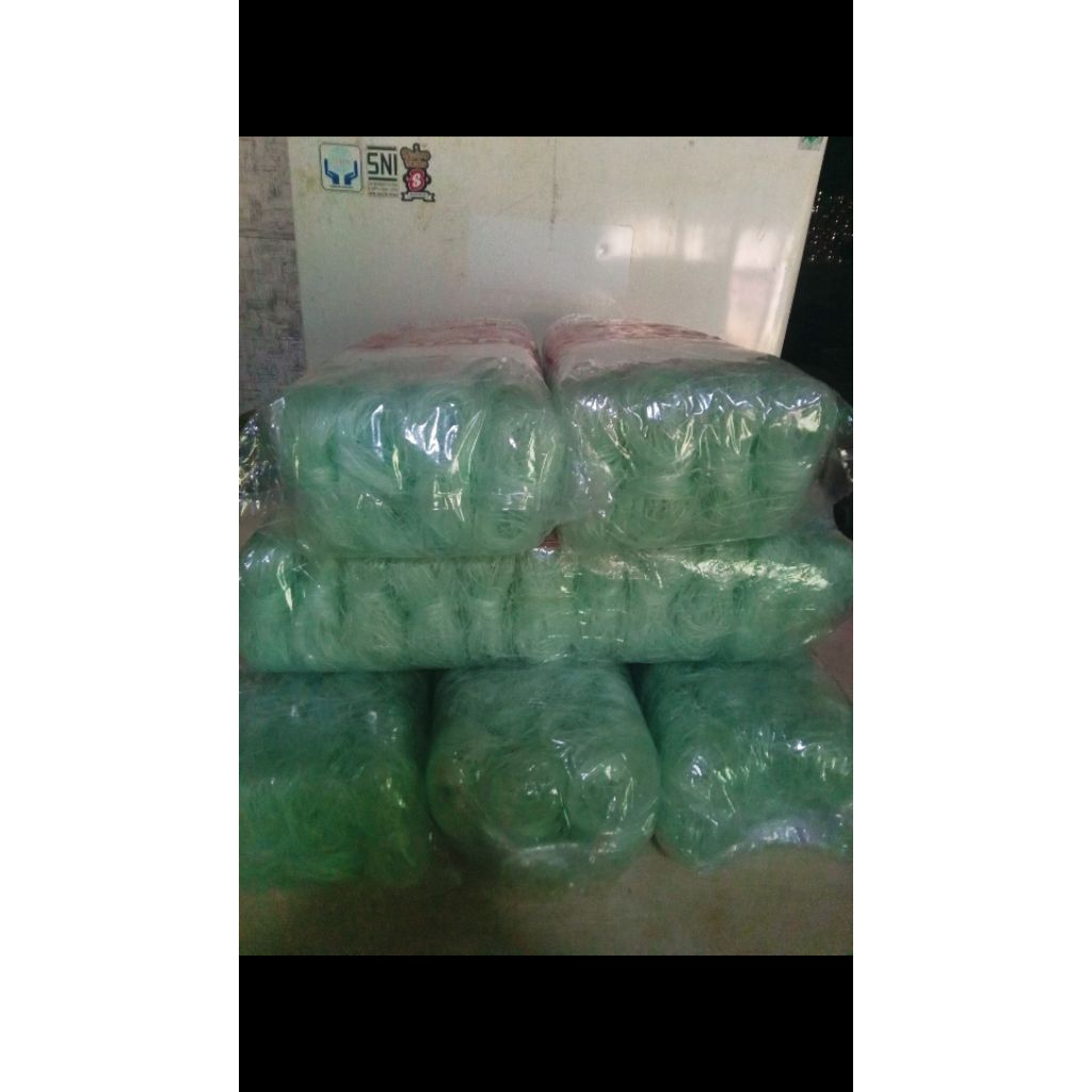 

SOHUN HALUS CAP PAK TANI UNTUK CAMPURAN MIE BAKSO DAN MIE SOTO