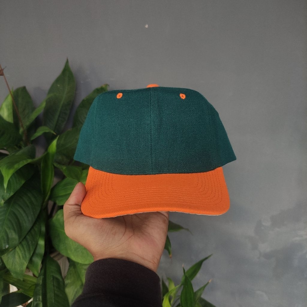 TOPI VINTAGE BLANK POLOS BASIC WOOL