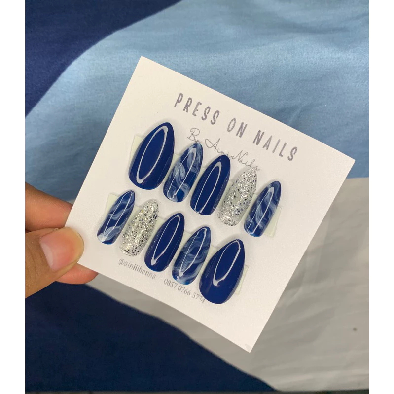 Fake Nails / Nail Art / Kuku Palsu / Nail Art Navy Marble Glitter