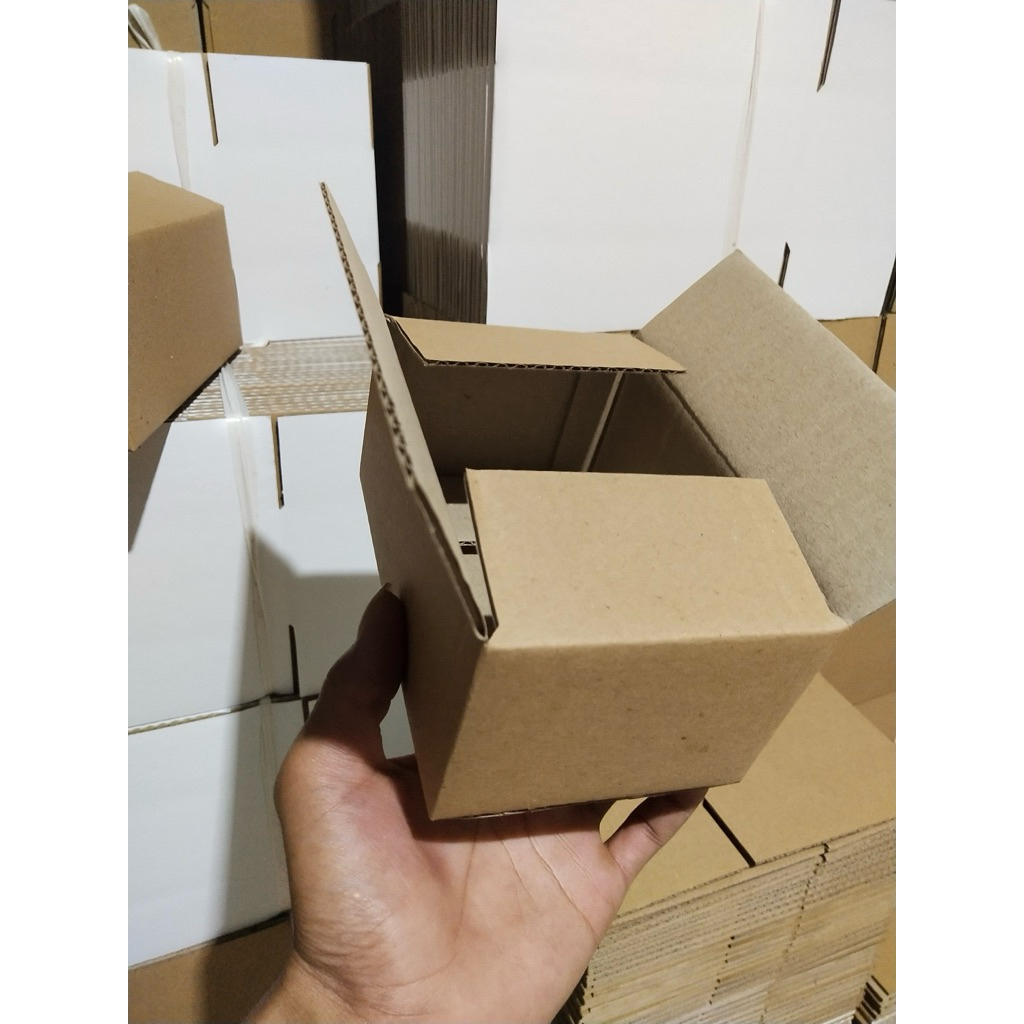 

KARDUS 10x10x5 HUSUS BANDUNG / INSTAN