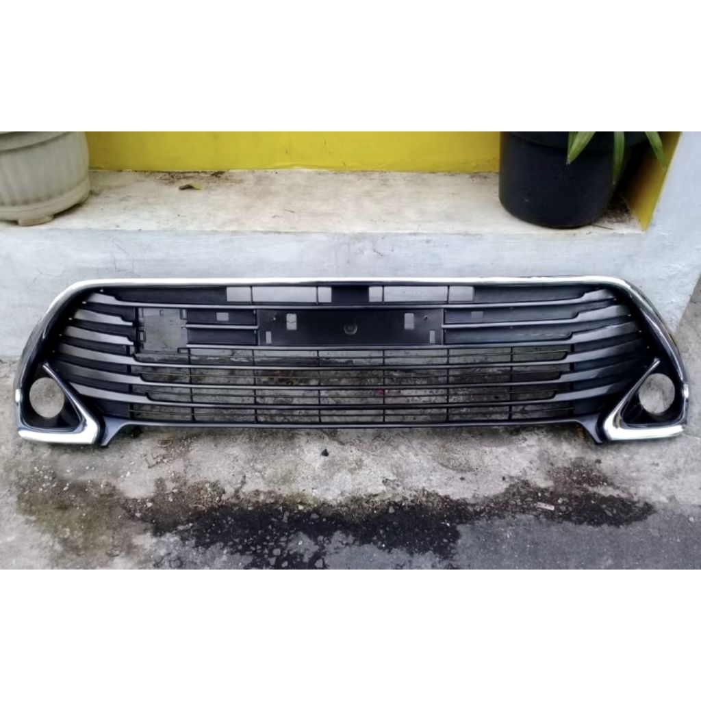 ram,gril bumper bawah camry freclift 2015_2016