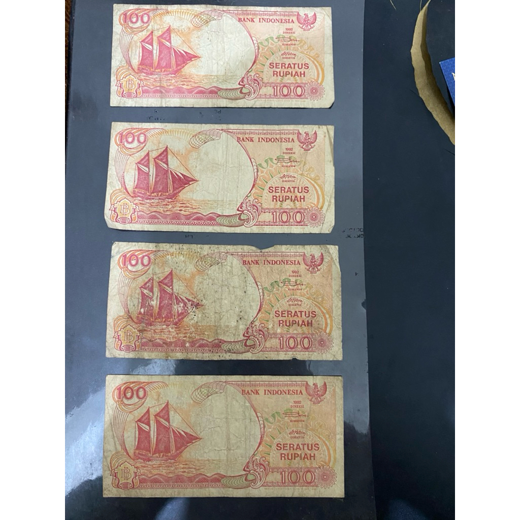 uang 100 rupiah indonesia  tahun 1992 asli