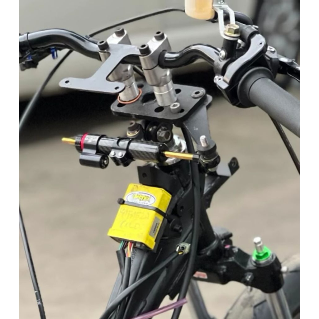 DUDUKAN STANG ROADRACE YAMAHA UNIVERSAL SEMUA MOTOR YAMAHA DUDUKAN STANG BREKET STANG PANGKON STANG 