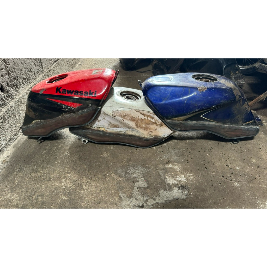 Tangki tengki ninja rr new rr old original copotan sudah restorasi ganti lantai