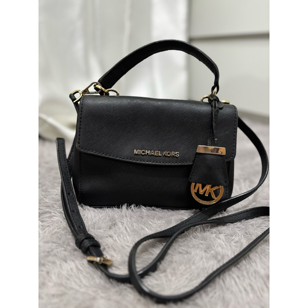 Michael Kors Preloved