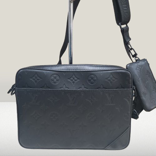 Louis Vuitton Trio Messenger Monogram Shadow Leather – Like New