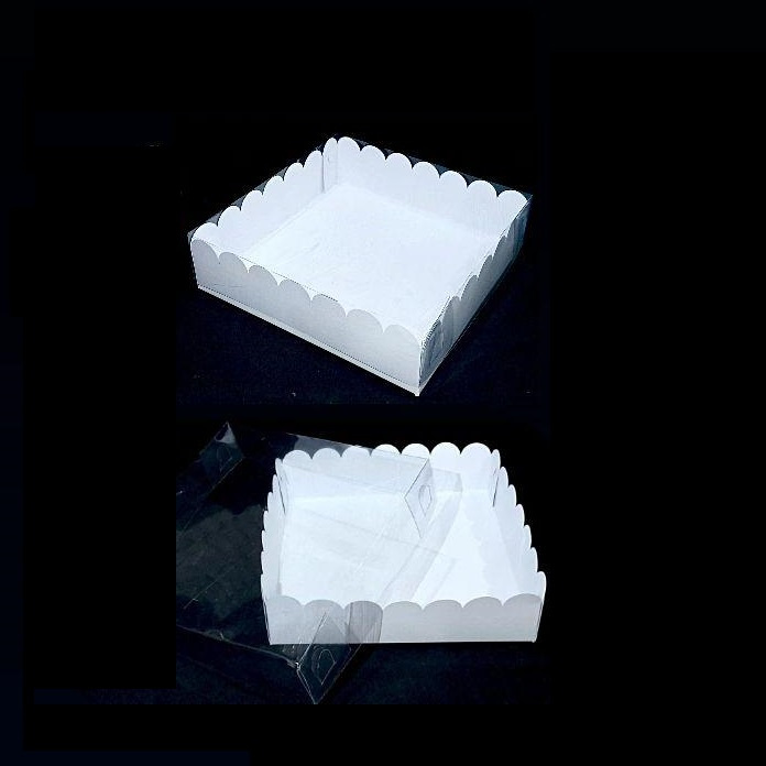 

5 Pcs Box Full Tutup Mika Ukuran 25x25x6cm Kemasan Puding Putih Polos Laminasi Tebal