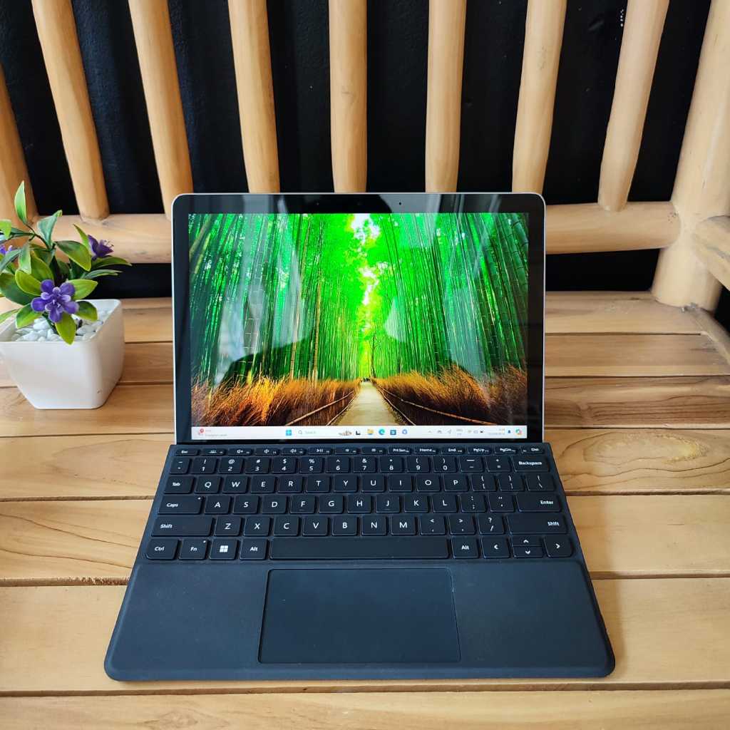 Laptop MICROSOFT SURFACE GO 4 Intel N200 Ram 8GB Ssd 256 GB Display 10.5” FHD touchscreen