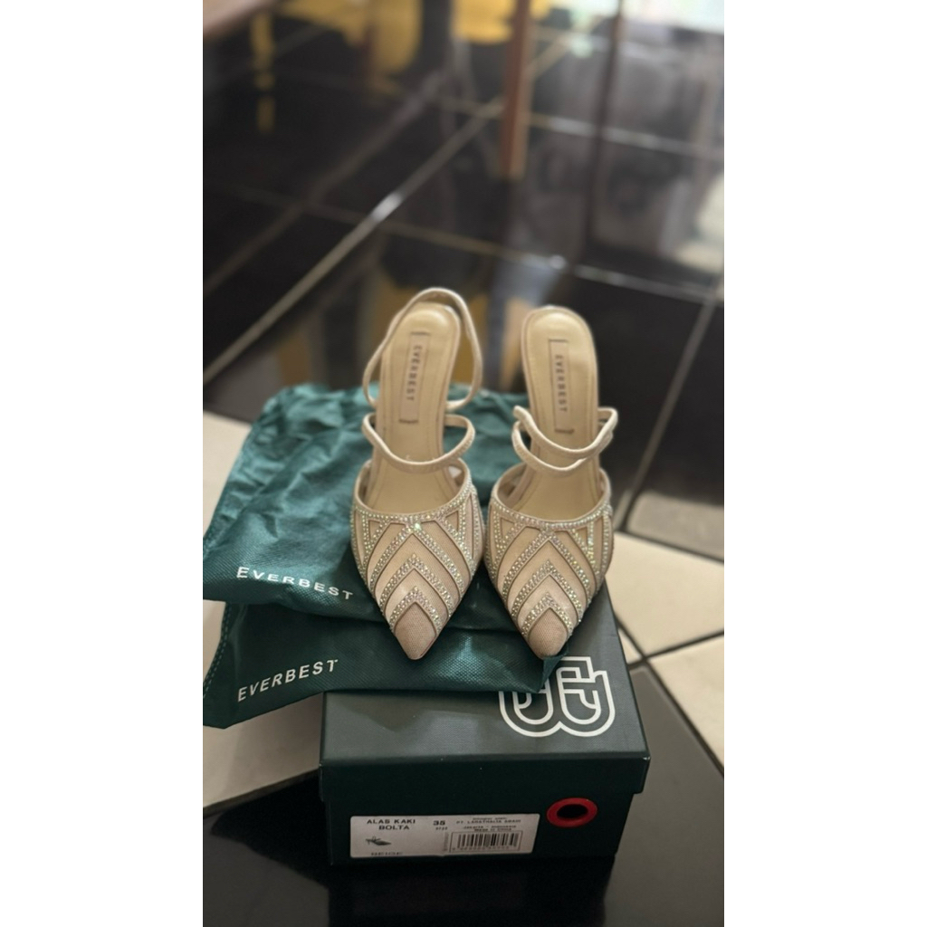 Preloved Sepatu Everbest