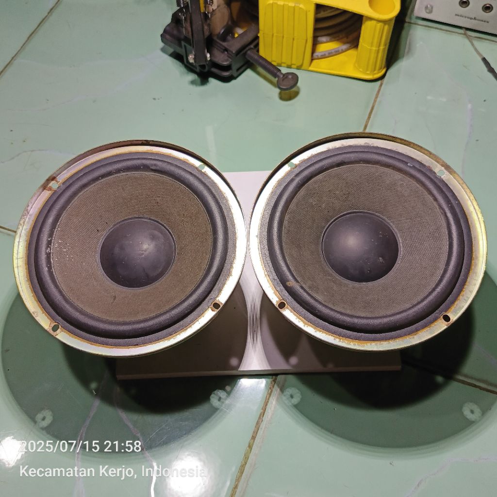speaker 6 inch woofer original bekas AIWA