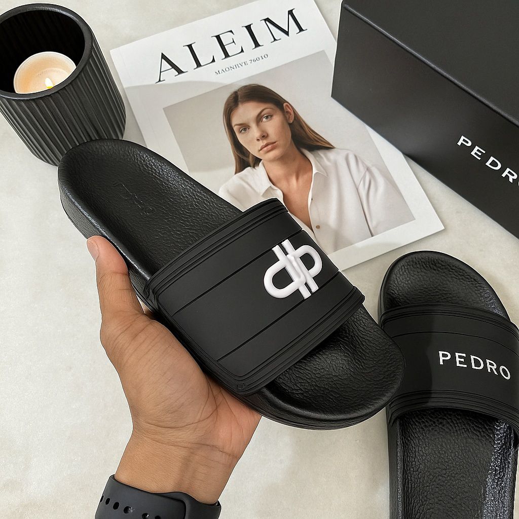 Sandal Slip On Pria Warna Hitam – Desain Kasual Premium PEDRO
