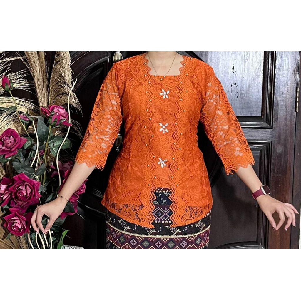 blus / atasan/renda/baju pesta/baju batak