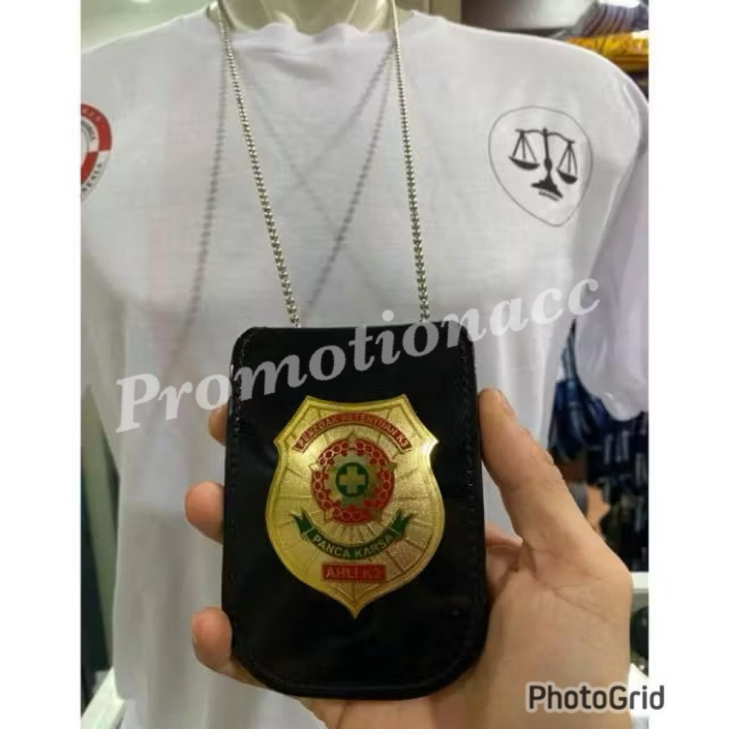 

Dompet Kalung Lencana K3 Ahli Keselamatan dan Kesehatan Kerja Panca Karsa K.3 Kulit Sepaket