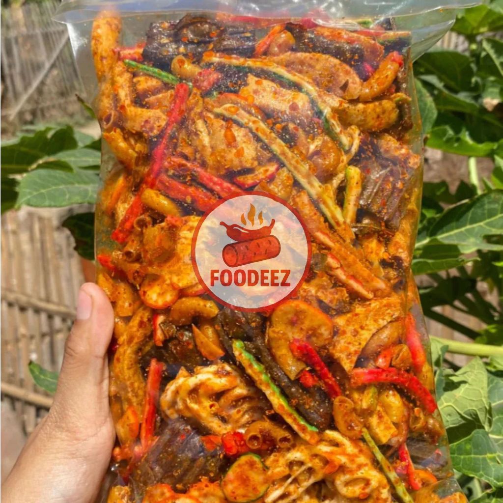 

Seblak Mix Pedas Daun Jeruk Komplit Isi Basreng Cimol Kerupuk Jengkol Pedo Snack Viral Murah