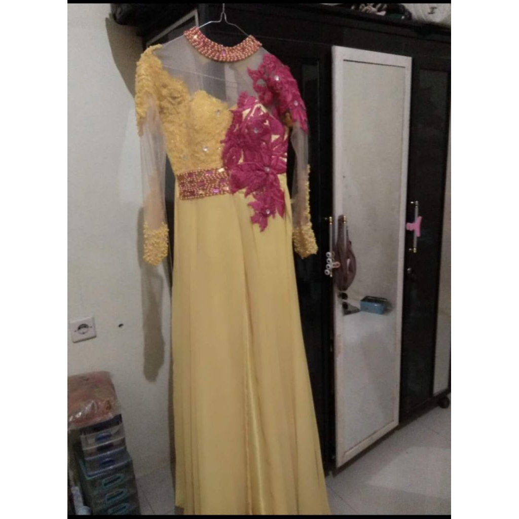 Gaun Singer Preloved
