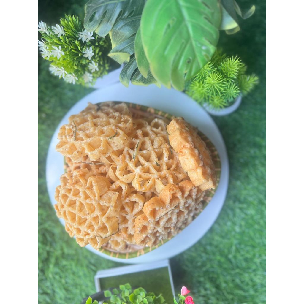 

Peyek Oyot Kembang Goyang Udang Reborn wadah 3000 ml