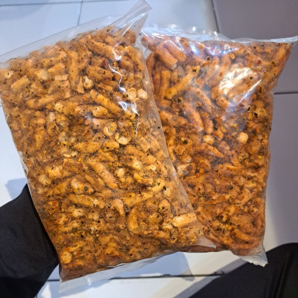 

Basreng stik (Bastik) PREMIUM pedas daun jeruk / cikruh / Bangbana
