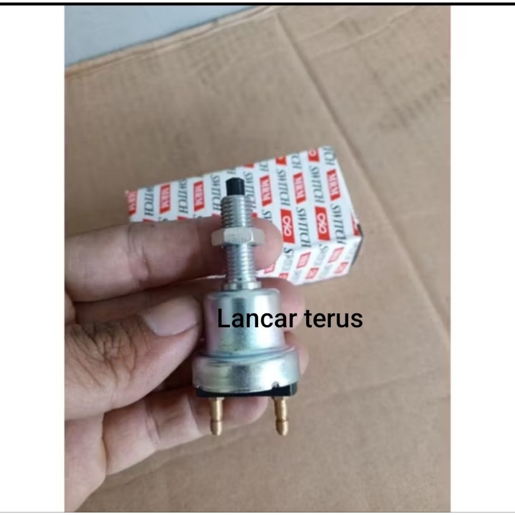 switch saklar rem stop mobil Mitsubishi Colt t120 Ps100 Ps120 L300 St100