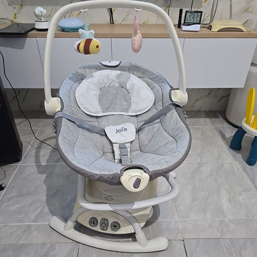 JOIE Sansa Bouncher preloved