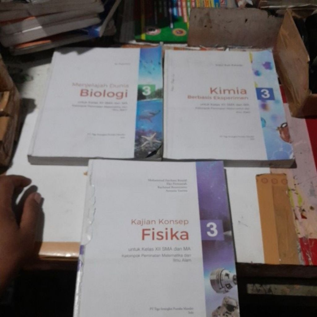BUKU KIMIA  FISIKA, BIOLOGI SMA/MA KELAS XII/12/3 PENERBIT PLATINUM REVISI 2022 HARGA UNTUK 1 BUKU/ 