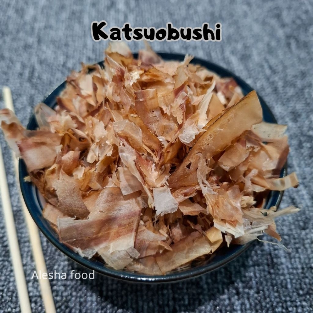 

KATSUOBUSHI / BONITO FLAKES / IKAN CAKALANG ASAP 25gr