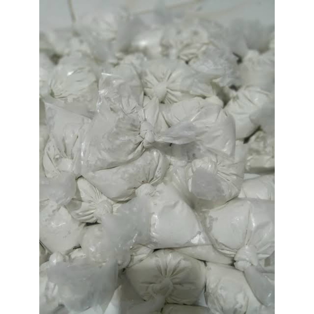 

Kapur sirih basah kental