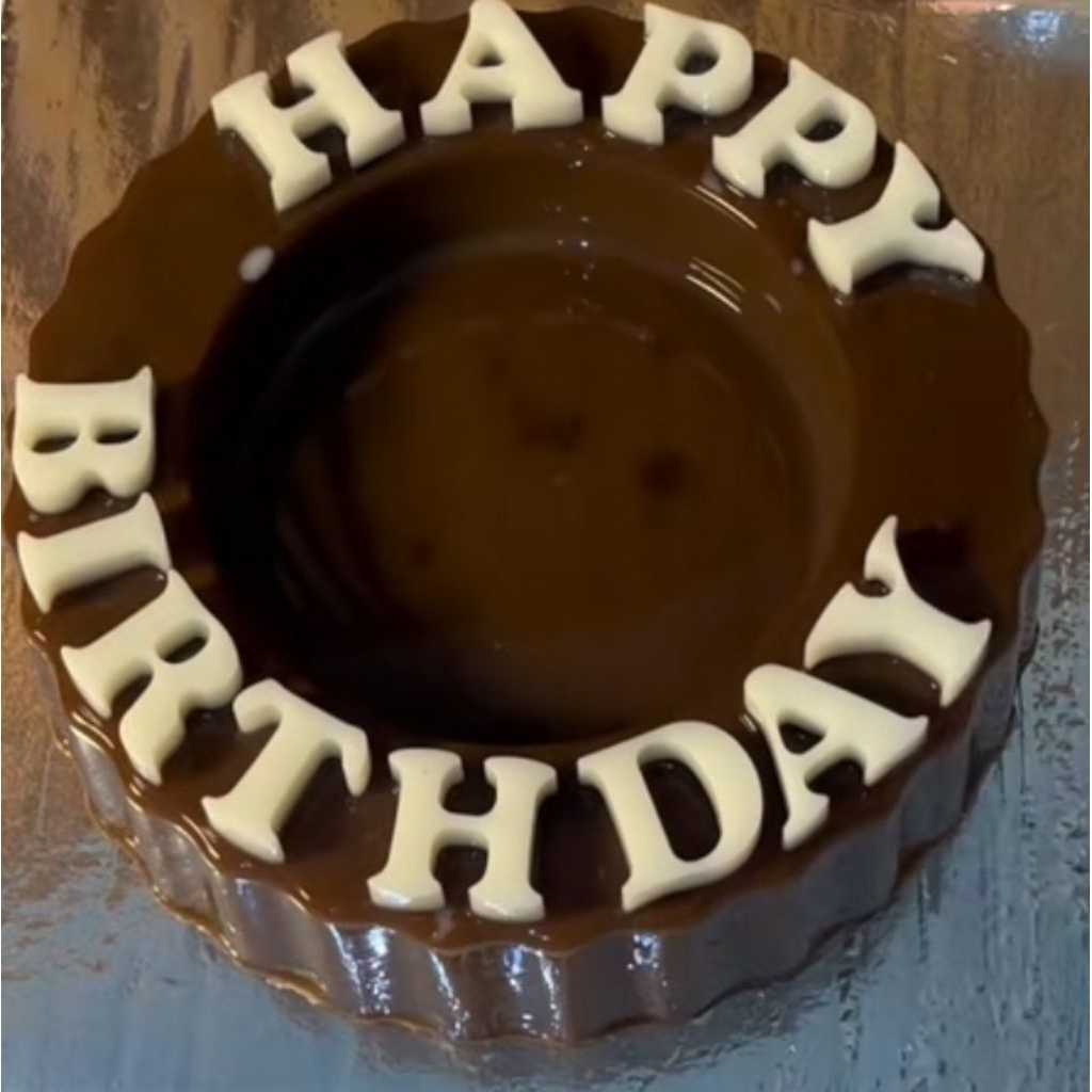 

Puding Happy Birthday - 1 jam ready