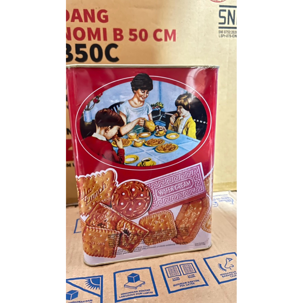 

READY KHONG GUAN(assorted biscuits)/berat 1600 g