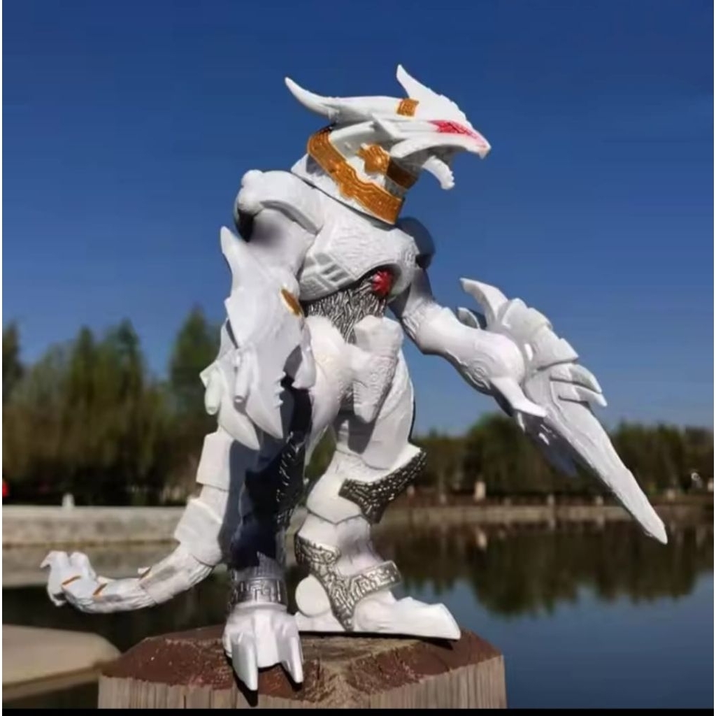 DX GALACTRON MONSTER ULTRAMAN ACTION FIGURE MAINAN ANAK