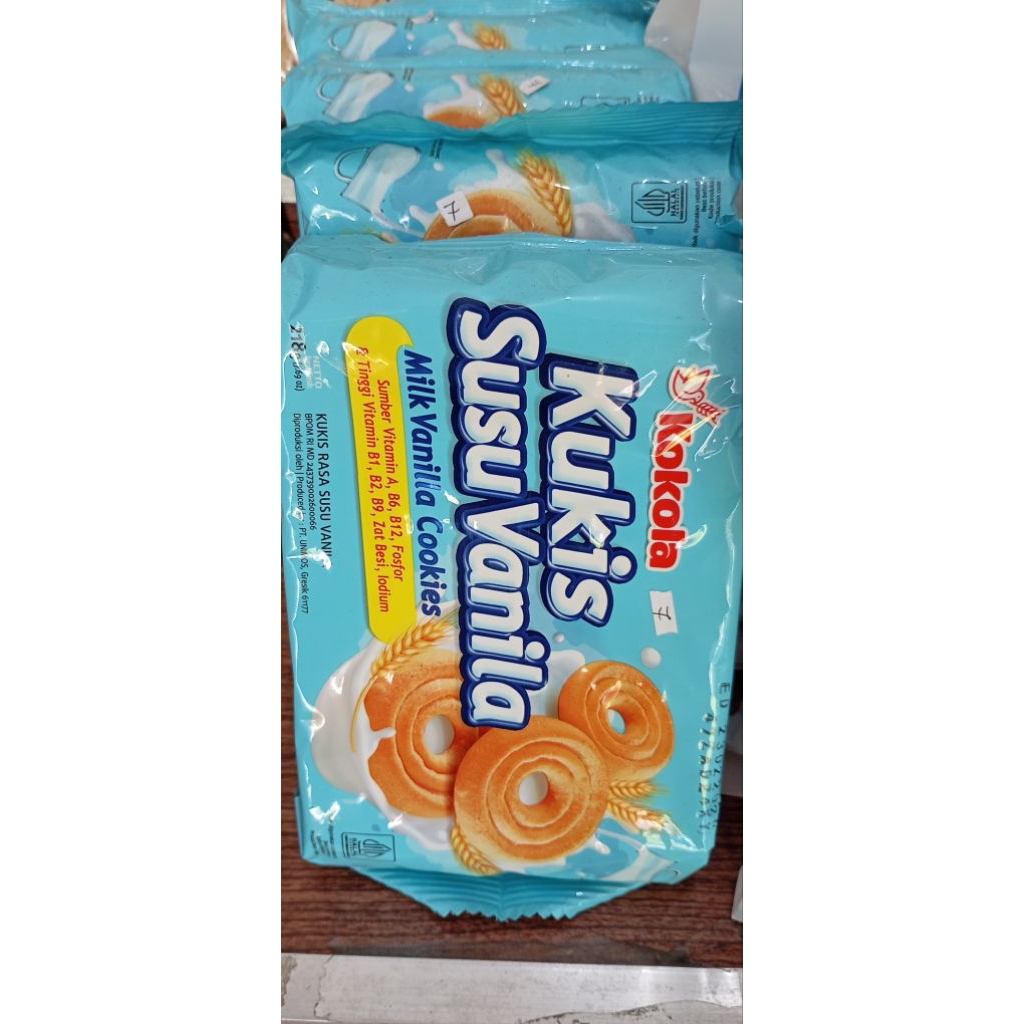 

kokola cookies/biskuit kokola/ roti kering kokola