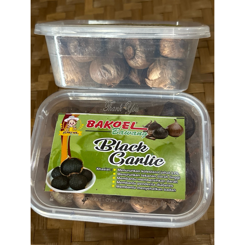 

BLACK GARLIC / bawang putih tunggal fermentasi / 100g