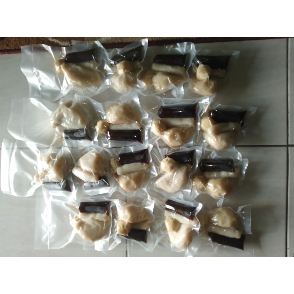 

Pempek Campur 3 jenis