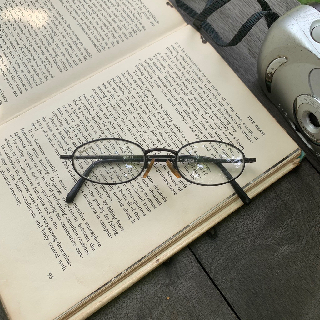 kacamata fabiola model vtg 2nd (lensa normal)