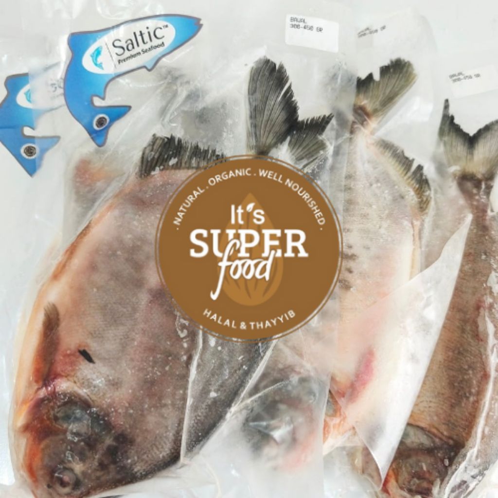 

Ikan Bawal Kolam Air Deras Berat 300-450gr Perut nya sudah bersih siap di masak Halal Premium HACCP Teruji Lab