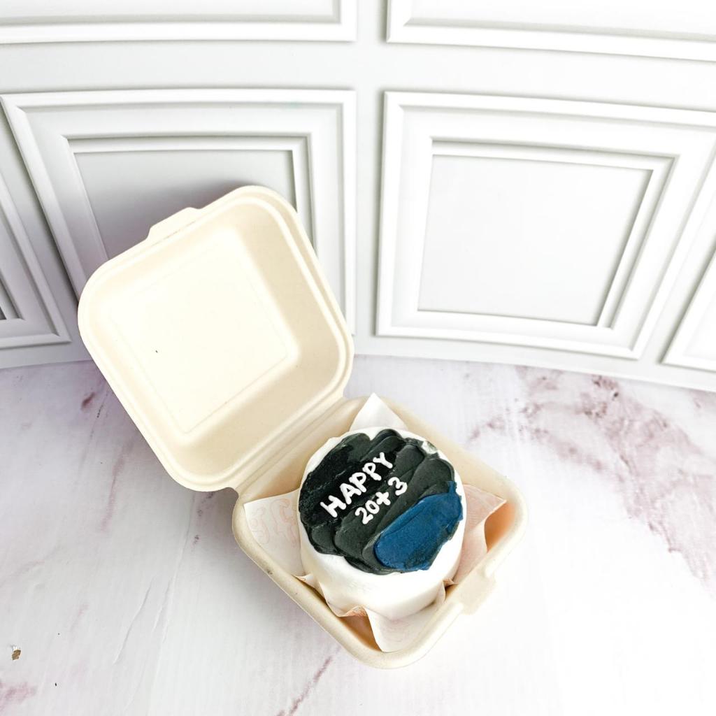 

Kue Ulang Tahun/Birthday Cake/Kue Ultah Tema Korean Black/Black Korean Cake/Kue Birthday Jakarta