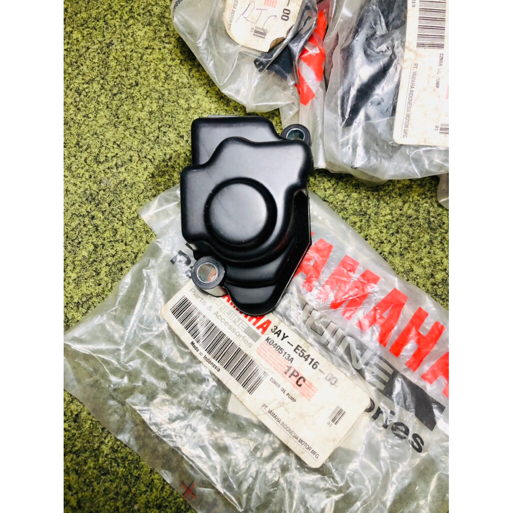 Tutup pompa oli samping yamaha champ alfa sigma v80 force1 f1z f1zr original nos