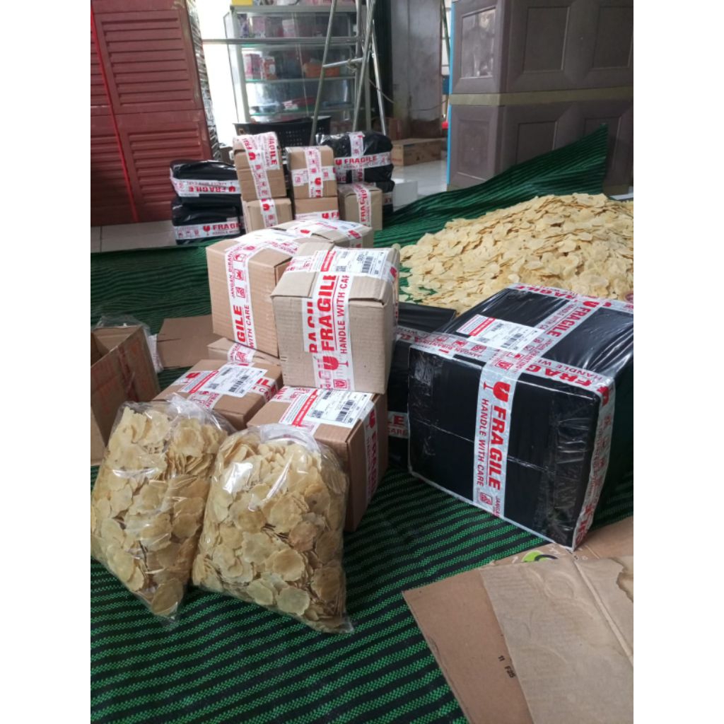 

emping melinjo super kemasan 1 kg emping melinjo kemasan 1 kg