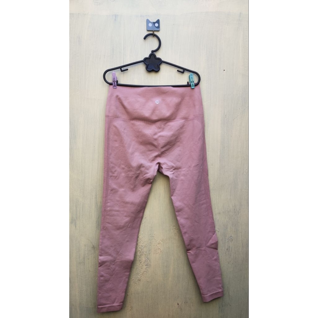Preloved Celana Legging Reytorrm