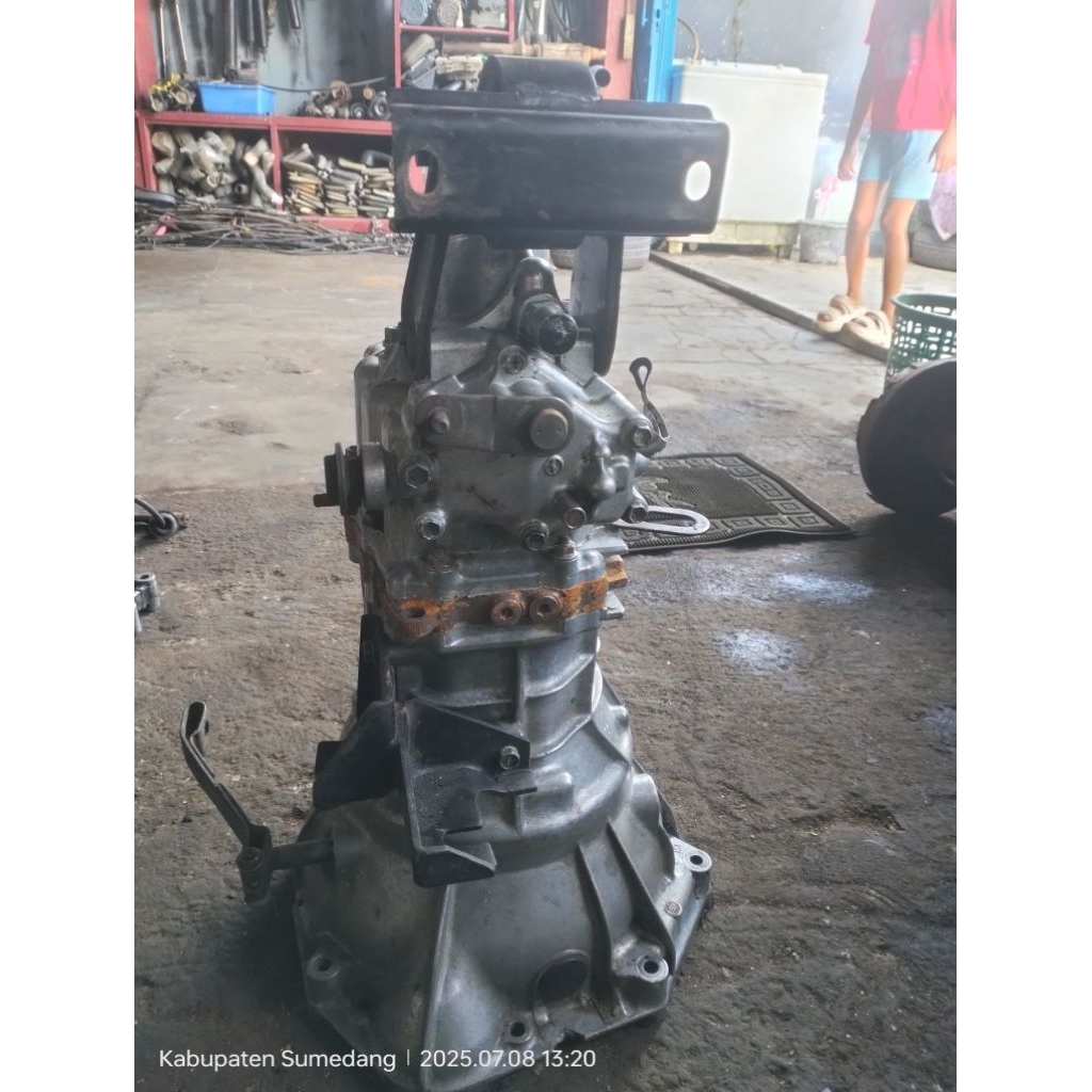 Transmisi Suzuki Futura