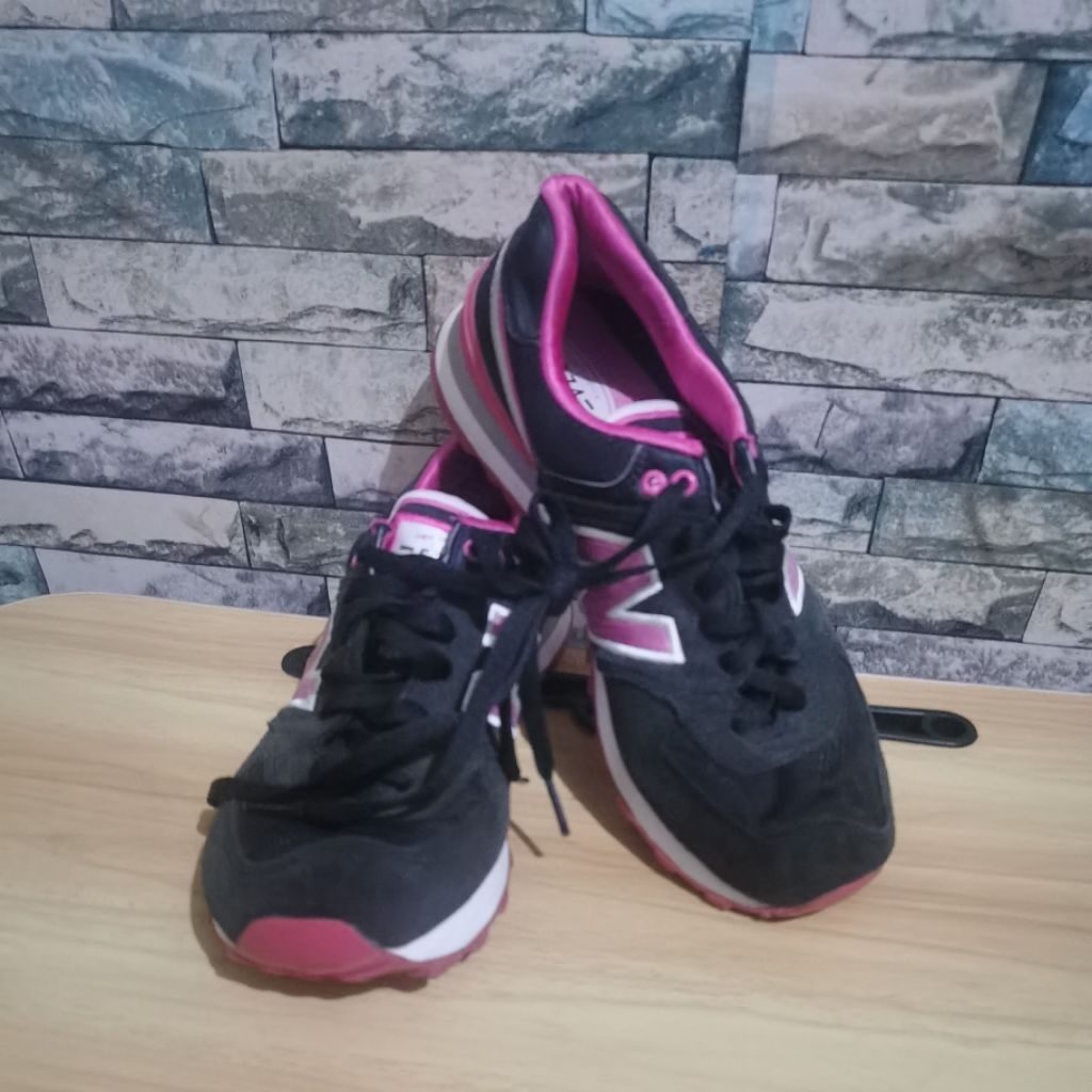 sepatu 2nd branded wanita