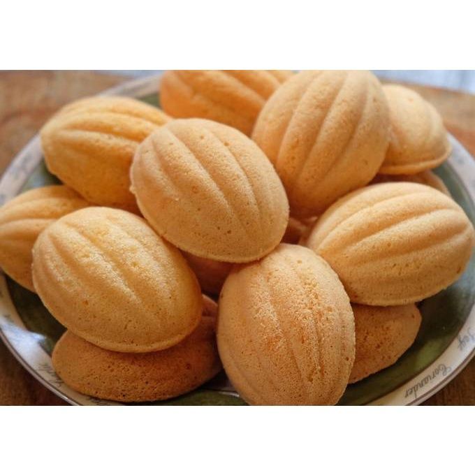 

Bolu Kijing Klasik 250gr – Rasa Manis Gurih, Siap Santap