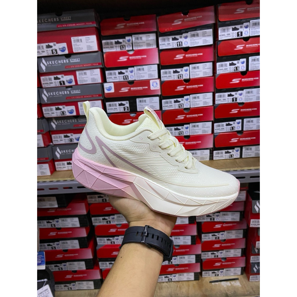 Sepatu lari wanita Diadora original / Diadora peca womens running shoes-Beige